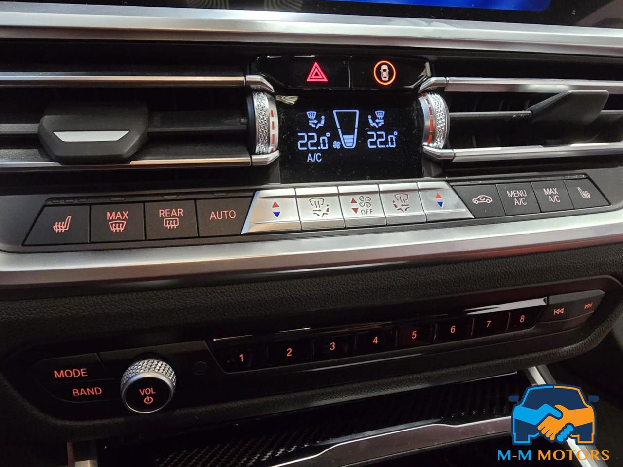 BMW M4 Competition M xDrive - 22