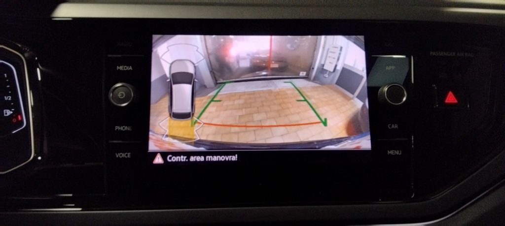 VOLKSWAGEN Taigo 1.0 TSI 110 CV DSG R-Line PLUS 18TETTO VIDEO - 24