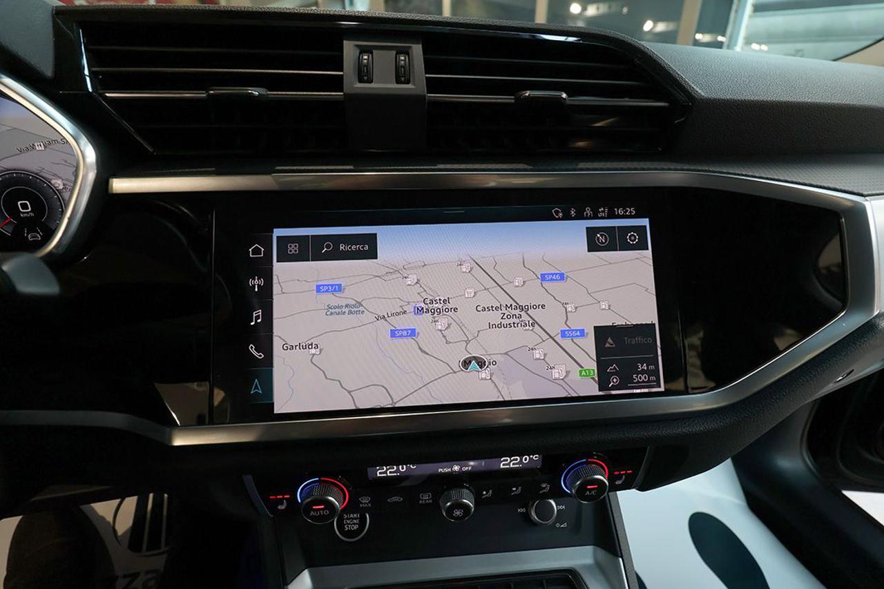 AUDI Q3 35 TFSI S-Tronic Business Advanced - 23