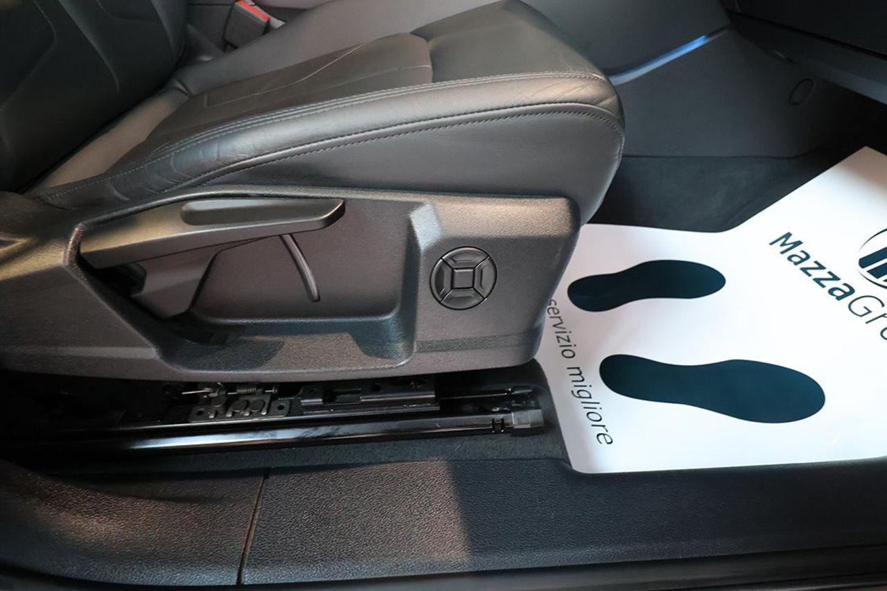 AUDI Q3 35 TFSI S-Tronic Business Advanced - 41