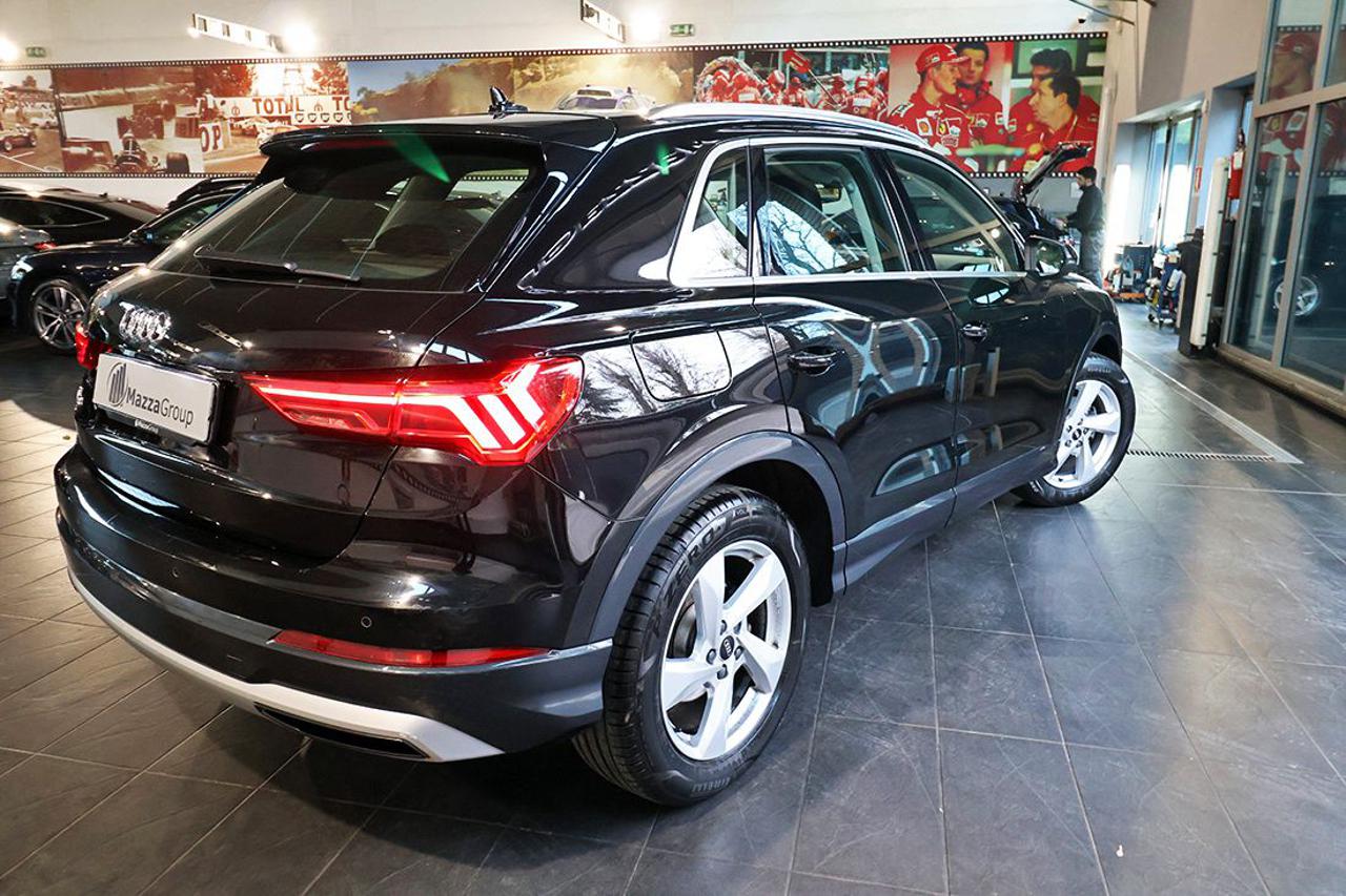 AUDI Q3 35 TFSI S-Tronic Business Advanced - 9