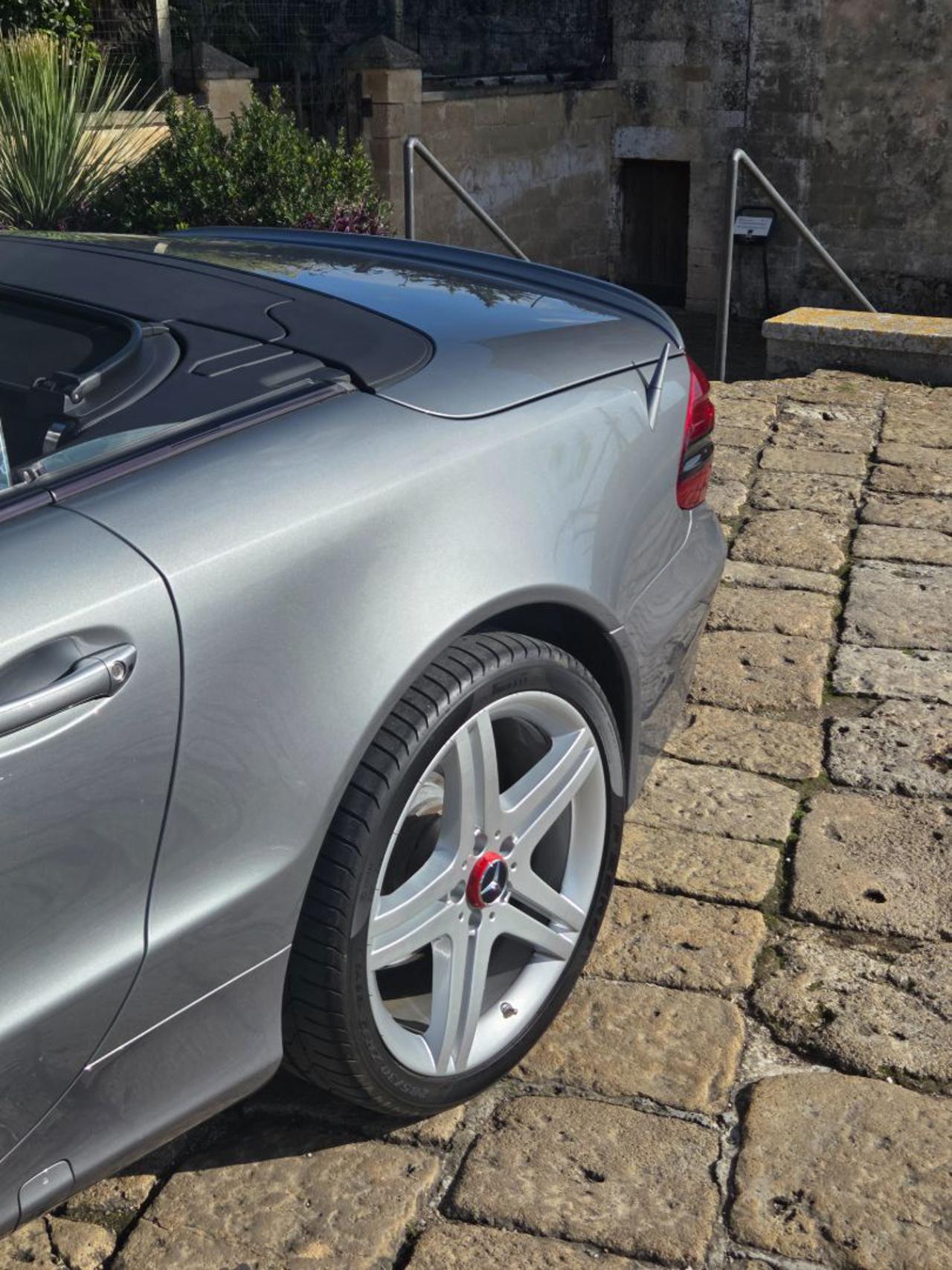 MERCEDES-BENZ SL 350 Sport - 17