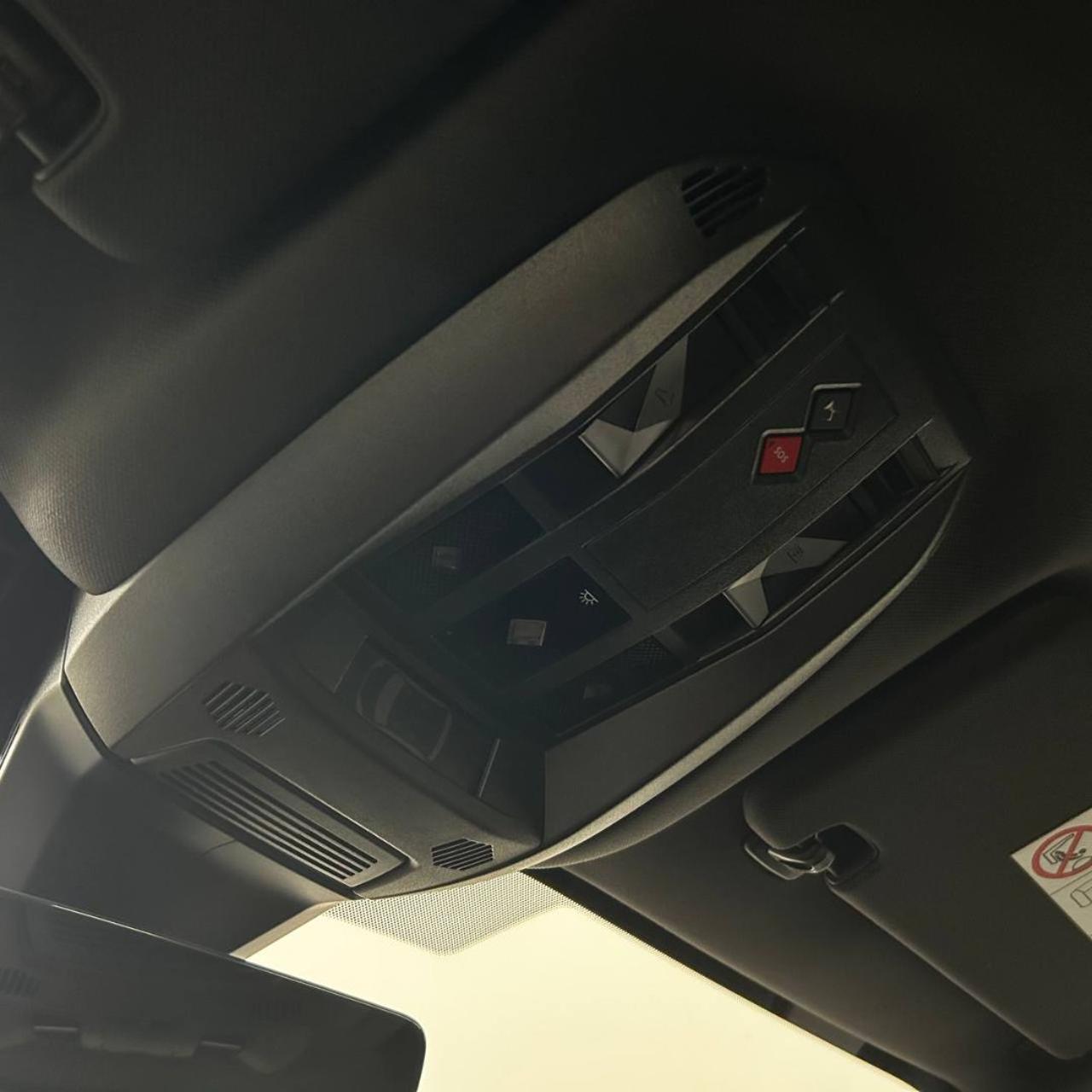 DS AUTOMOBILES DS 7 Crossback E-Tense 4x4 Louvre TETTO APRIBILE - 30