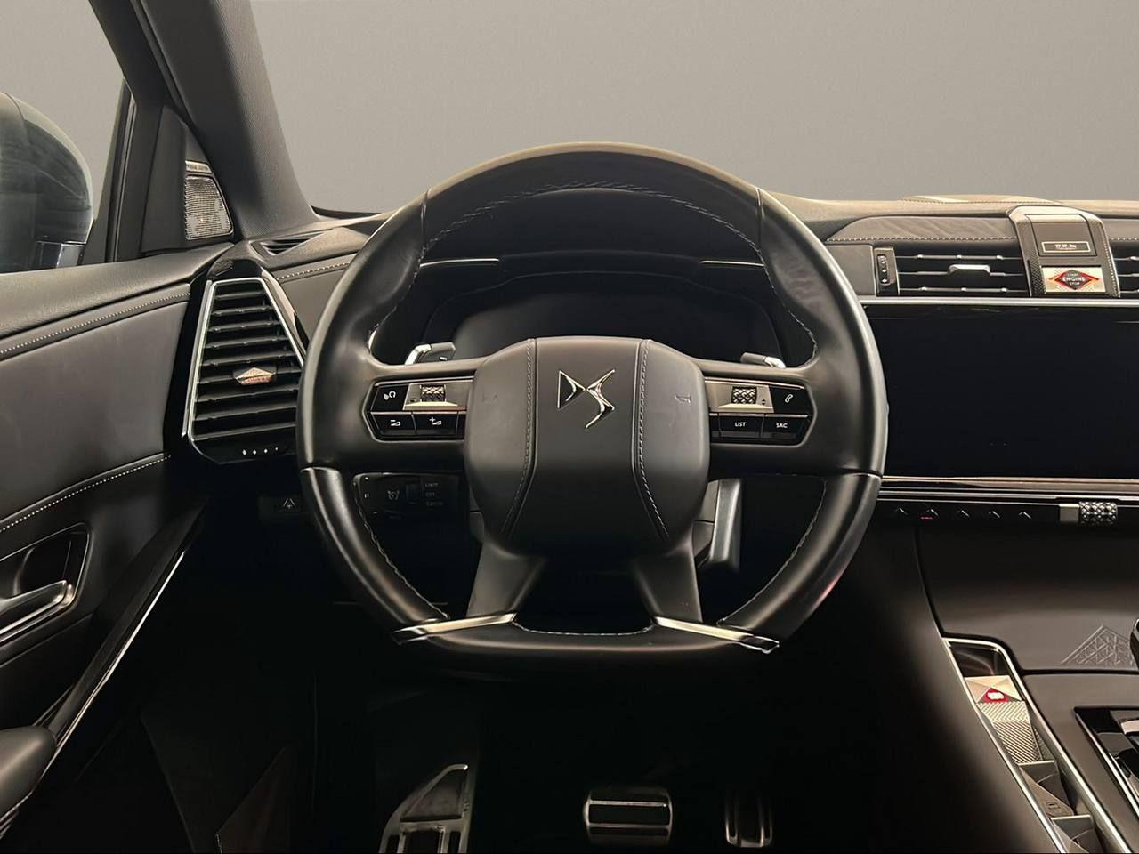 DS AUTOMOBILES DS 7 Crossback E-Tense 4x4 Louvre TETTO APRIBILE - 17