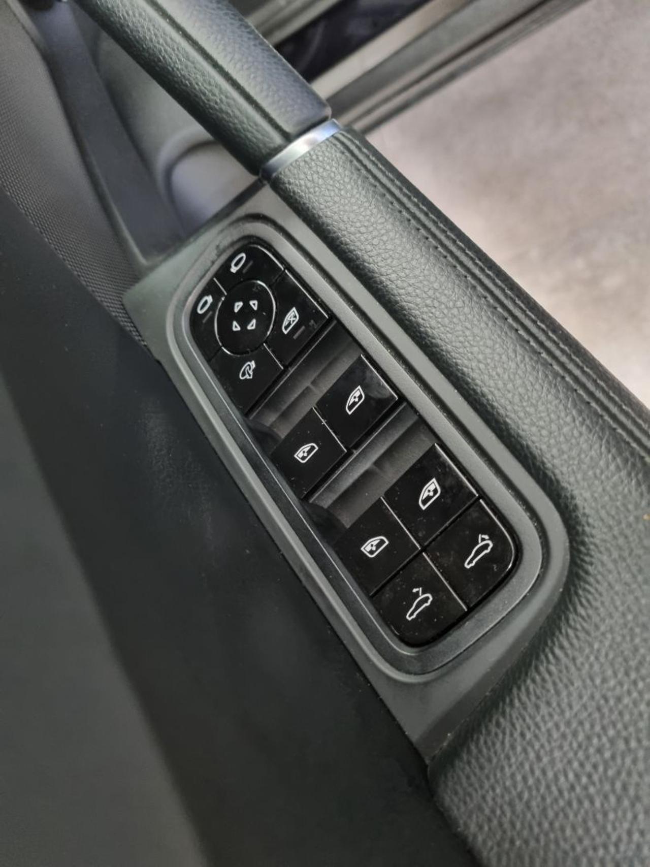 PORSCHE Cayenne 3.0 V6 PackSportAlleggerito - 41