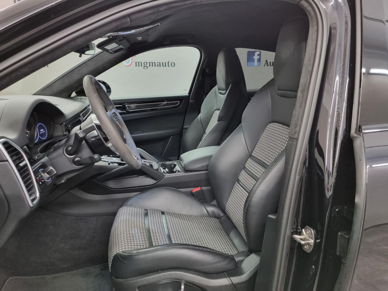 PORSCHE Cayenne 3.0 V6 PackSportAlleggerito - 11