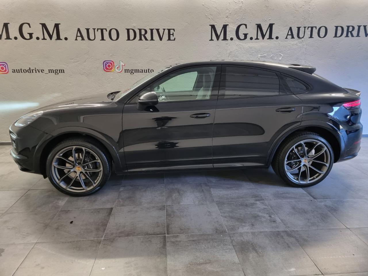 PORSCHE Cayenne 3.0 V6 PackSportAlleggerito - 2