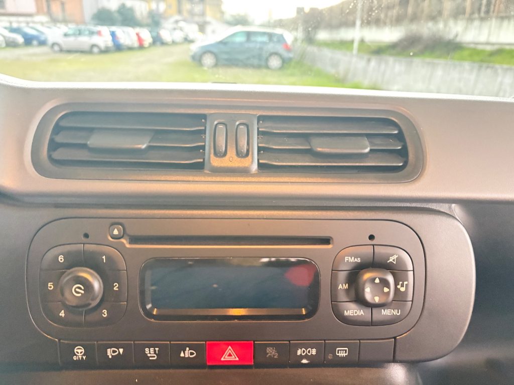 FIAT Panda 1.2 Pop UNICO PROPRIETARIO POCHI CHILOMETRI - 15