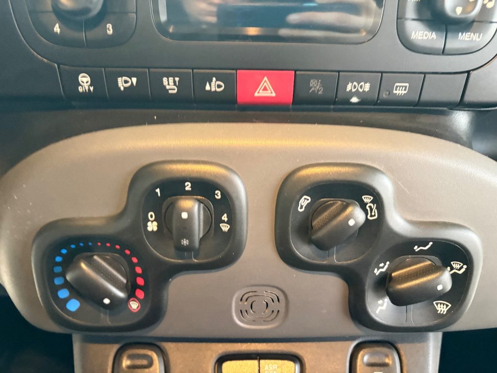 FIAT Panda 1.2 Pop UNICO PROPRIETARIO POCHI CHILOMETRI - 16