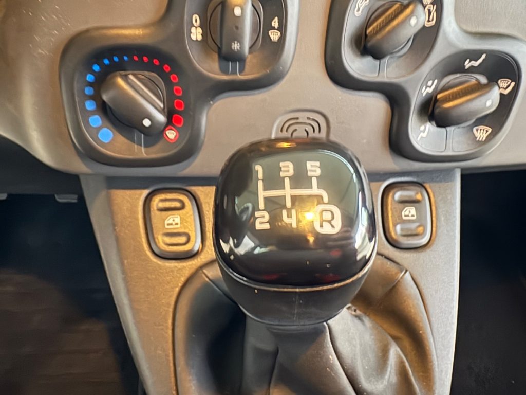 FIAT Panda 1.2 Pop UNICO PROPRIETARIO POCHI CHILOMETRI - 17