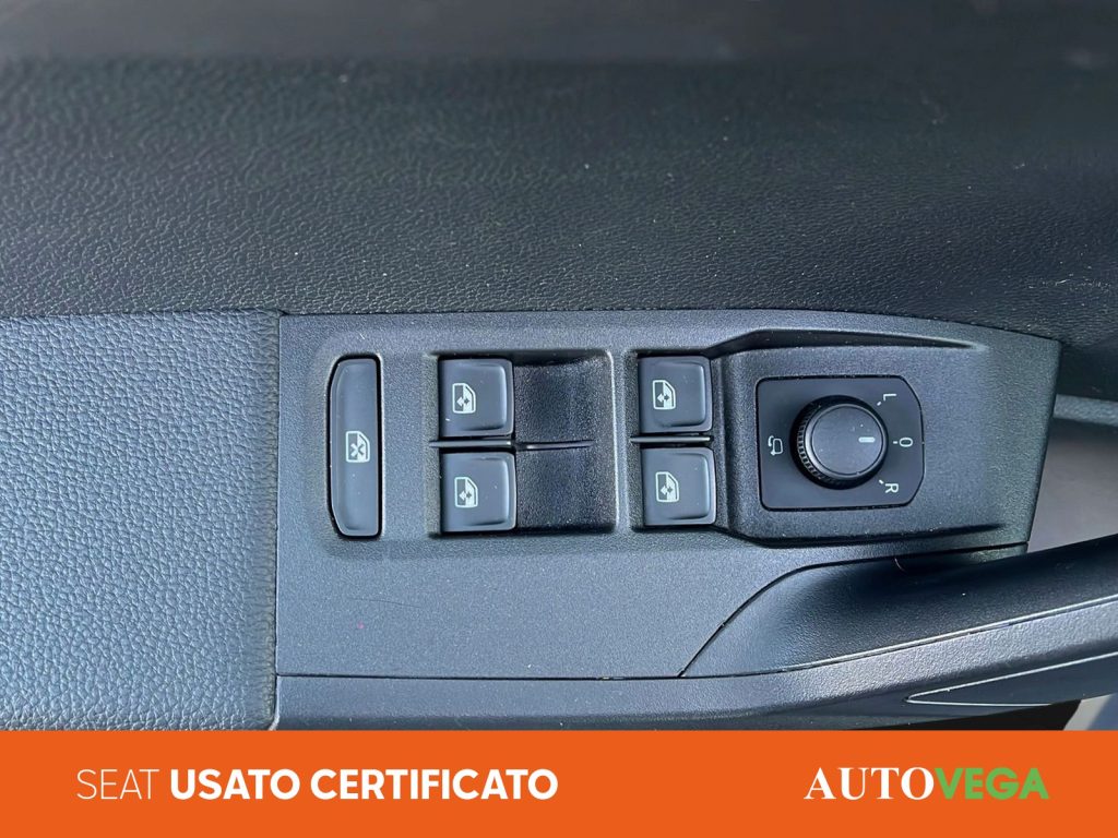 SEAT Arona 1.0 ecotsi style 110cv dsg - 16