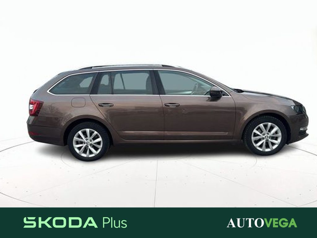 SKODA Octavia wagon 1.5 g-tec executive 130cv dsg - 3