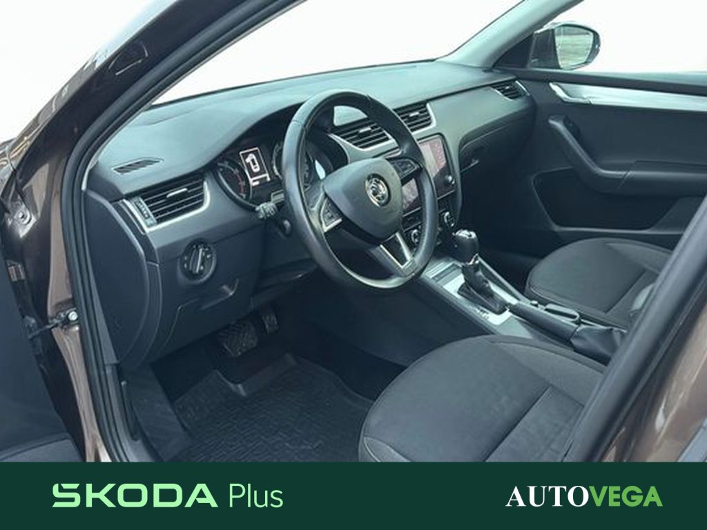 SKODA Octavia wagon 1.5 g-tec executive 130cv dsg - 7