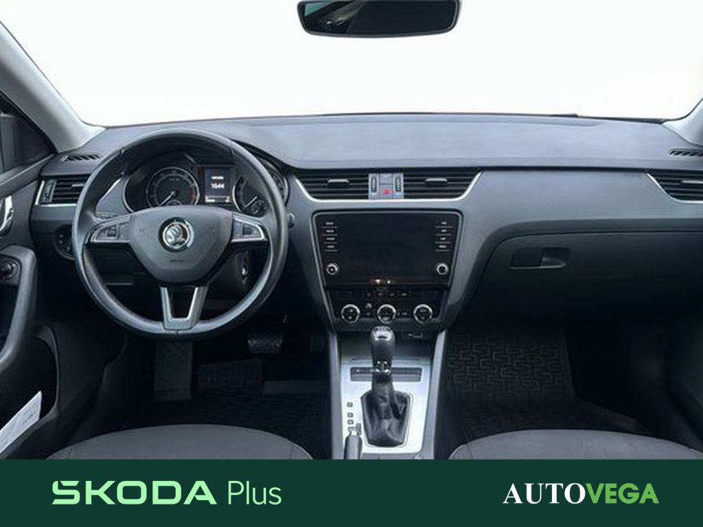 SKODA Octavia wagon 1.5 g-tec executive 130cv dsg - 8
