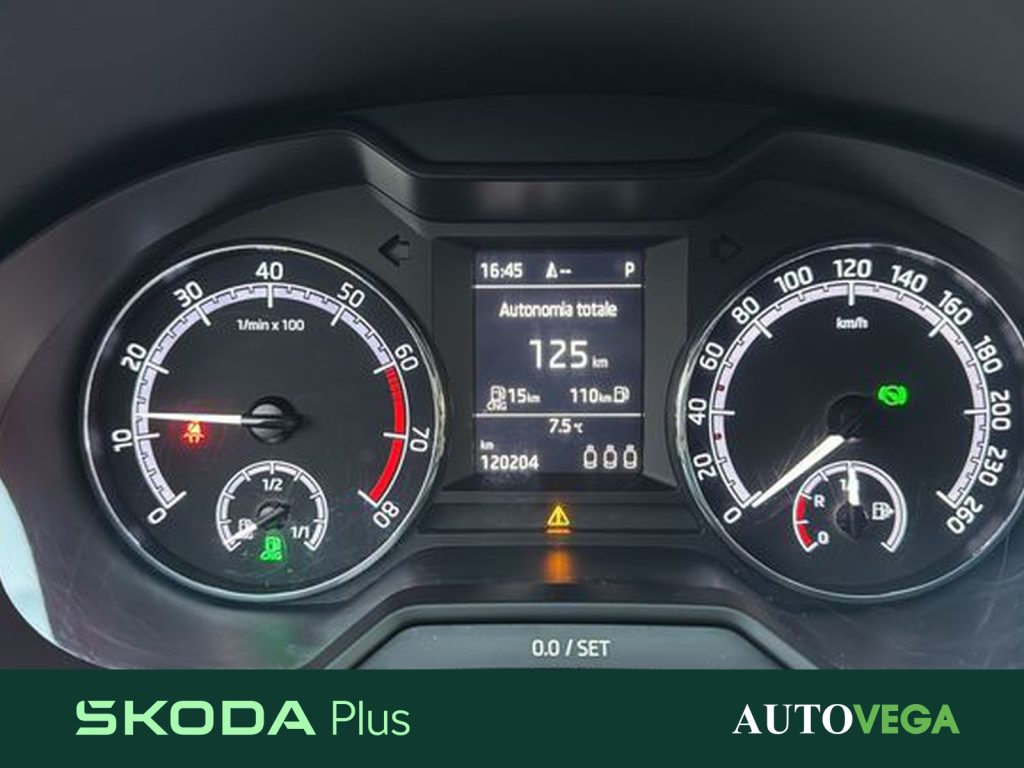 SKODA Octavia wagon 1.5 g-tec executive 130cv dsg - 10