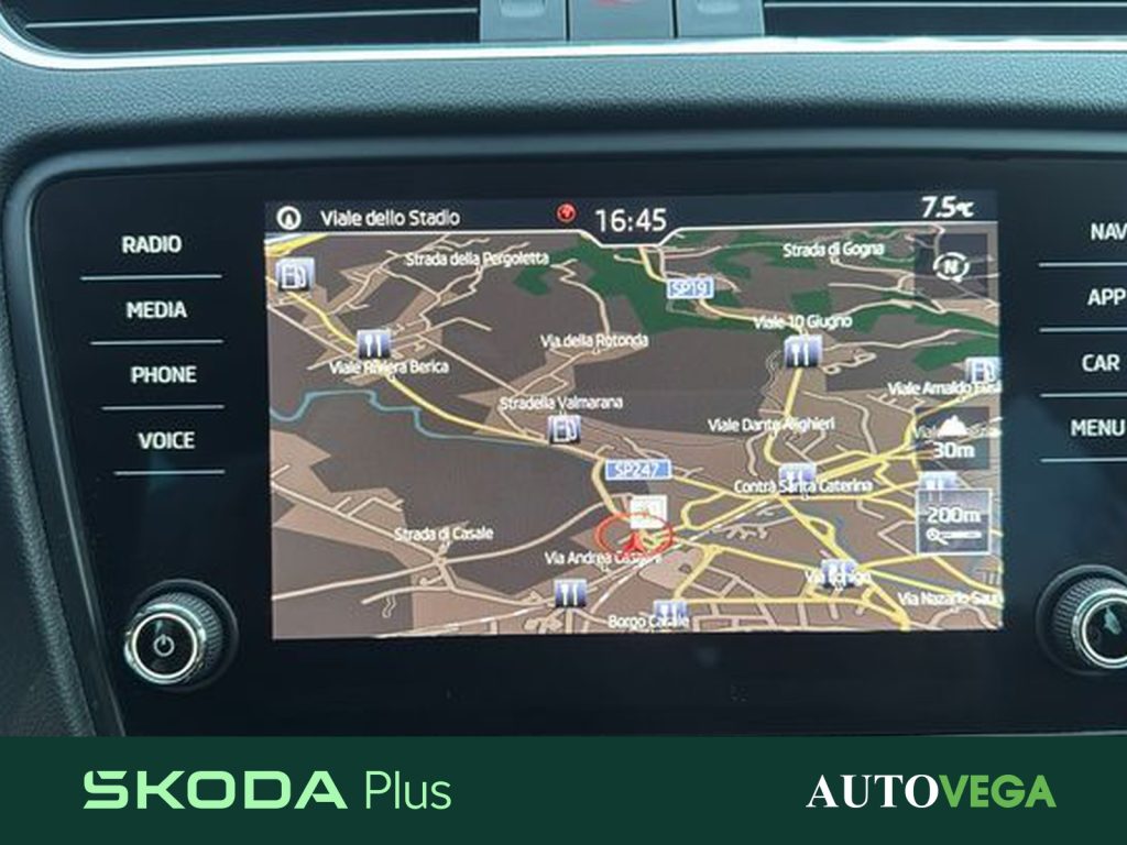 SKODA Octavia wagon 1.5 g-tec executive 130cv dsg - 11