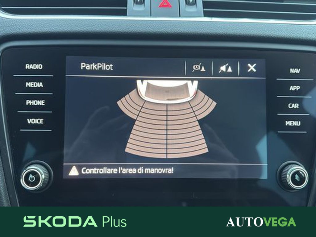 SKODA Octavia wagon 1.5 g-tec executive 130cv dsg - 13