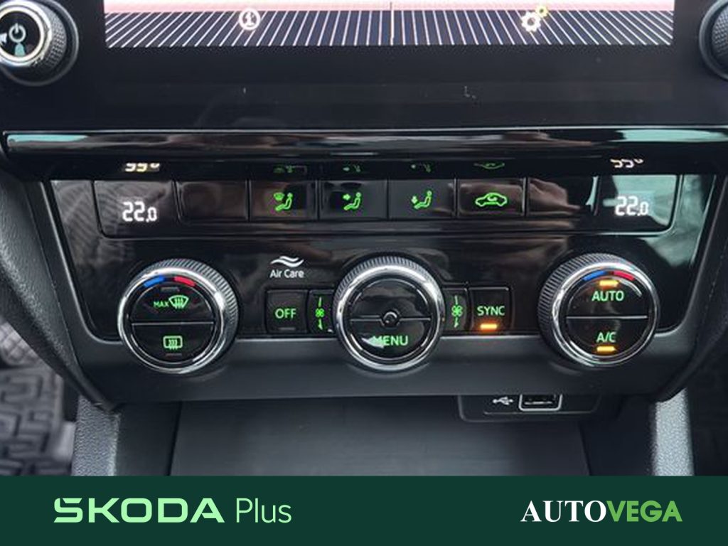 SKODA Octavia wagon 1.5 g-tec executive 130cv dsg - 14