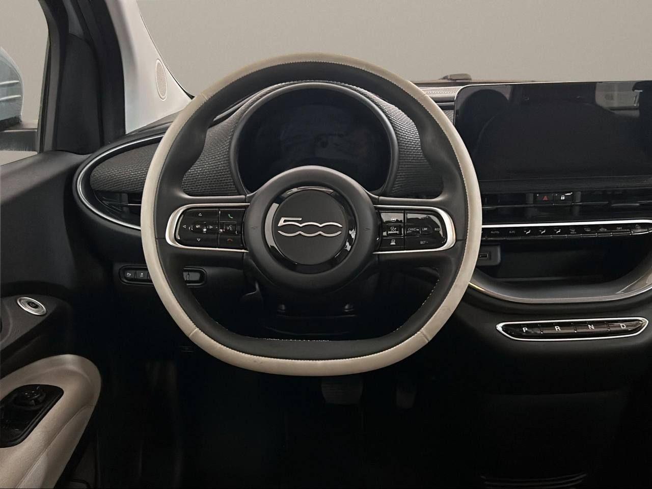 FIAT 500e Cabrio 42 kWh La Prima 320 Km autonomia - 15