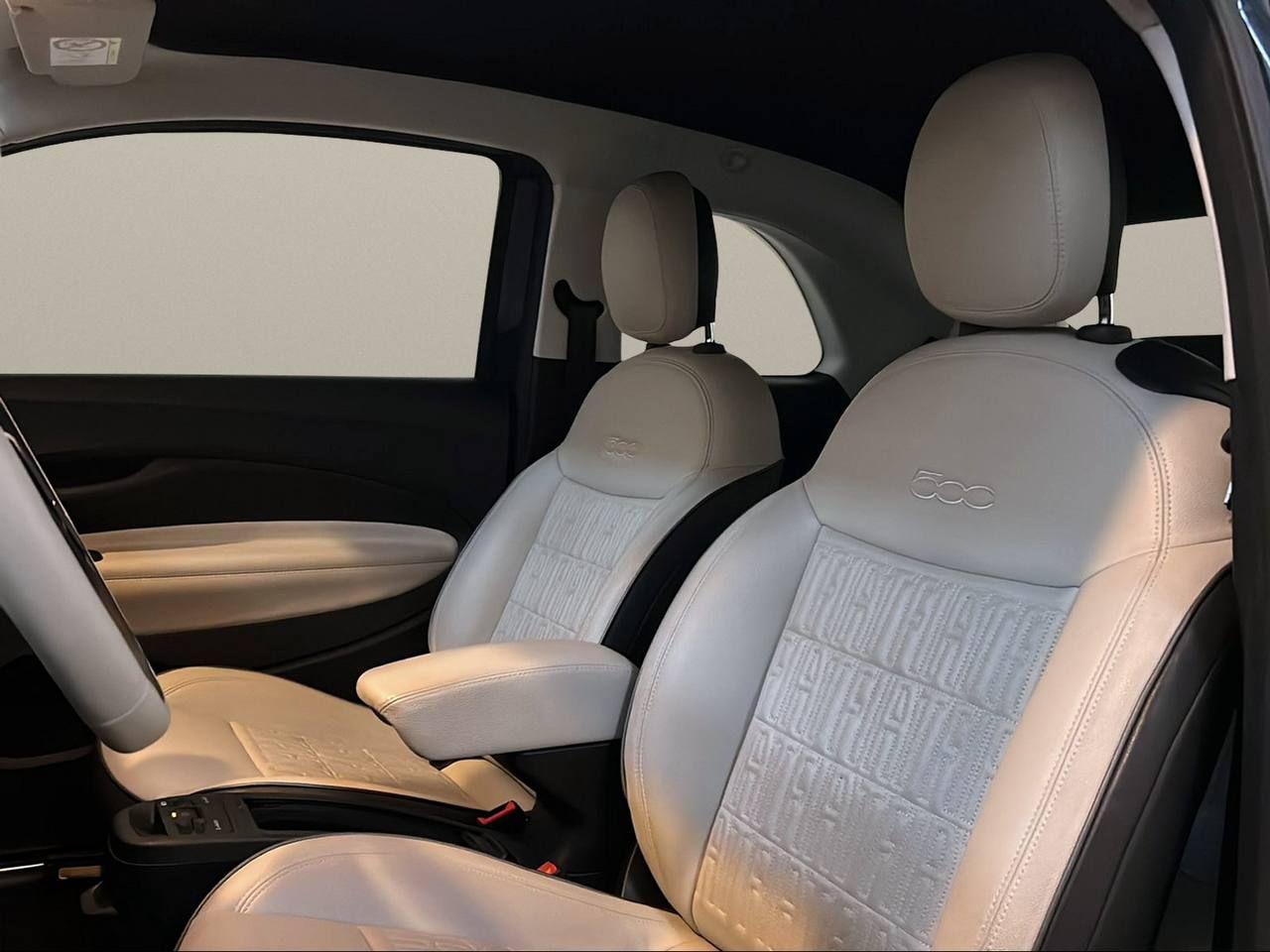 FIAT 500e Cabrio 42 kWh La Prima 320 Km autonomia - 9