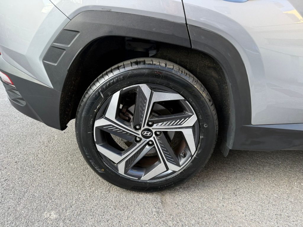 HYUNDAI Tucson 1.6 HEV aut. XLine - 11