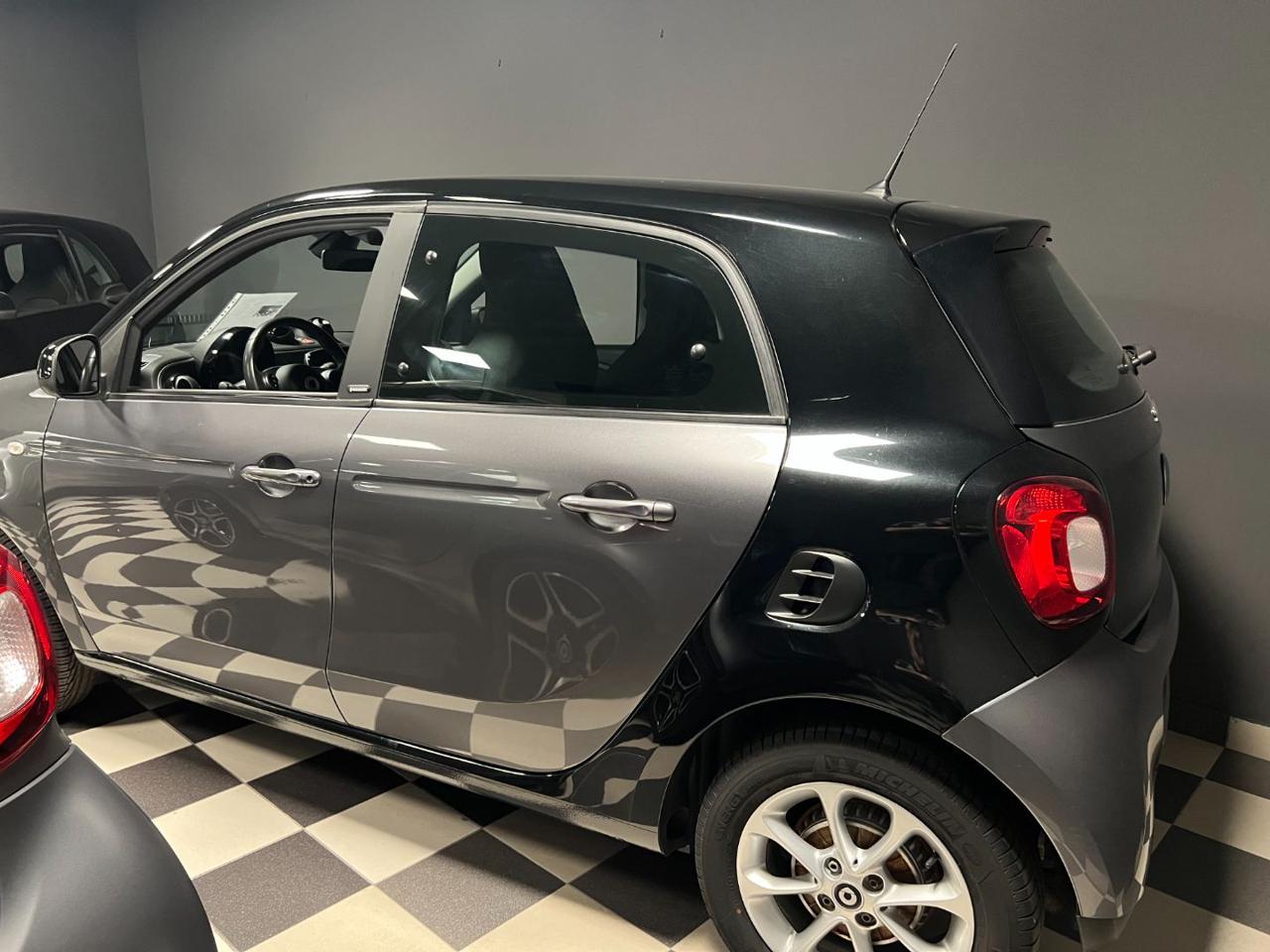 SMART ForFour 70 1.0 twinamic Passion - 2