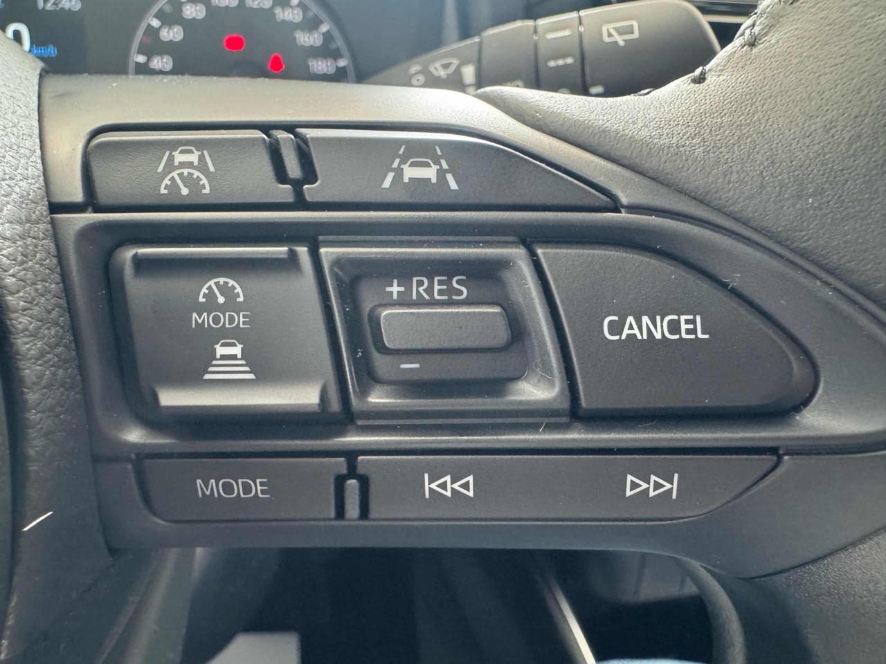 MAZDA 2 Mazda2 Hybrid 1.5 VVT e-CVT Full Hybrid Elec. Excl - 18