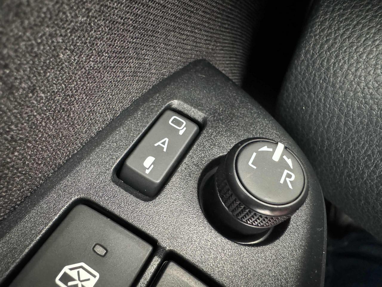 MAZDA 2 Mazda2 Hybrid 1.5 VVT e-CVT Full Hybrid Elec. Excl - 19