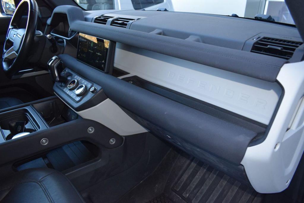 LAND ROVER Defender Defender 110 3.0D I6 200 CV AWD Auto SE N1 AUTOCAR - 13