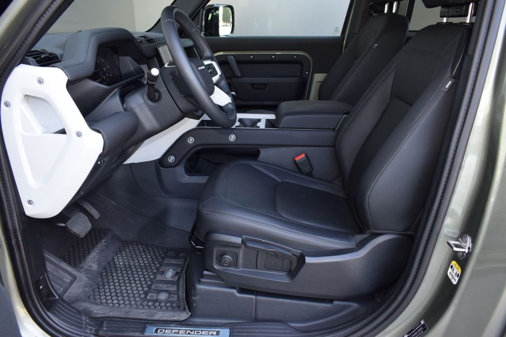 LAND ROVER Defender Defender 90 3.0D I6 200 CV AWD Auto S - 15