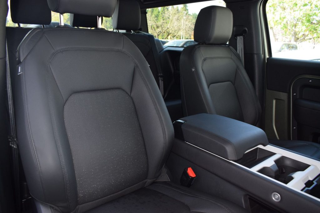 LAND ROVER Defender Defender 90 3.0D I6 200 CV AWD Auto S - 18