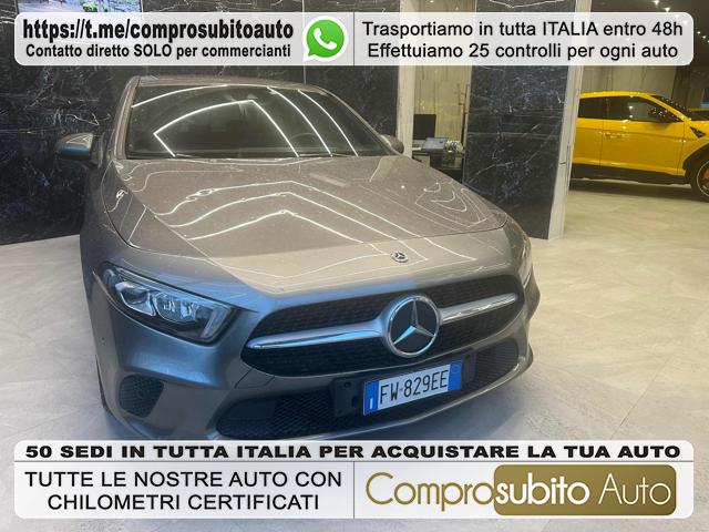 MERCEDES-BENZ A 180 Gris foncé Pastel