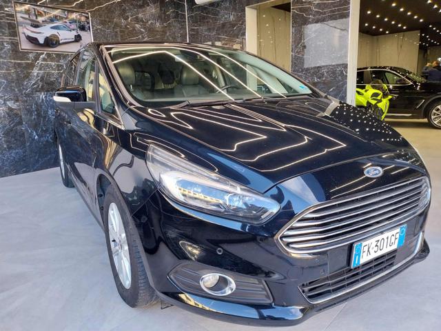 FORD S-Max Black pastel