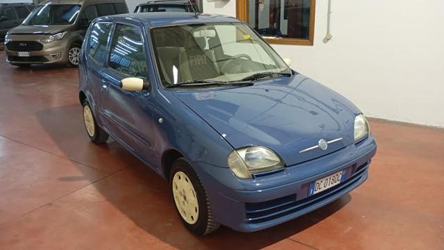 FIAT Seicento Azzurro metallizzato