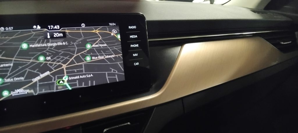 SKODA Kamiq 1.0 G-Tec Style LED - 22