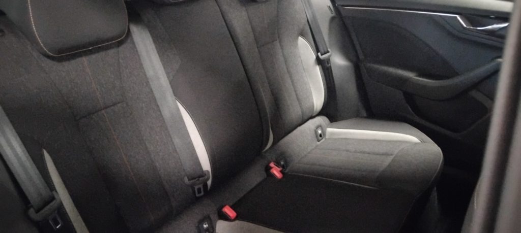 SKODA Kamiq 1.0 TSI 110 CV DSG Style - 10