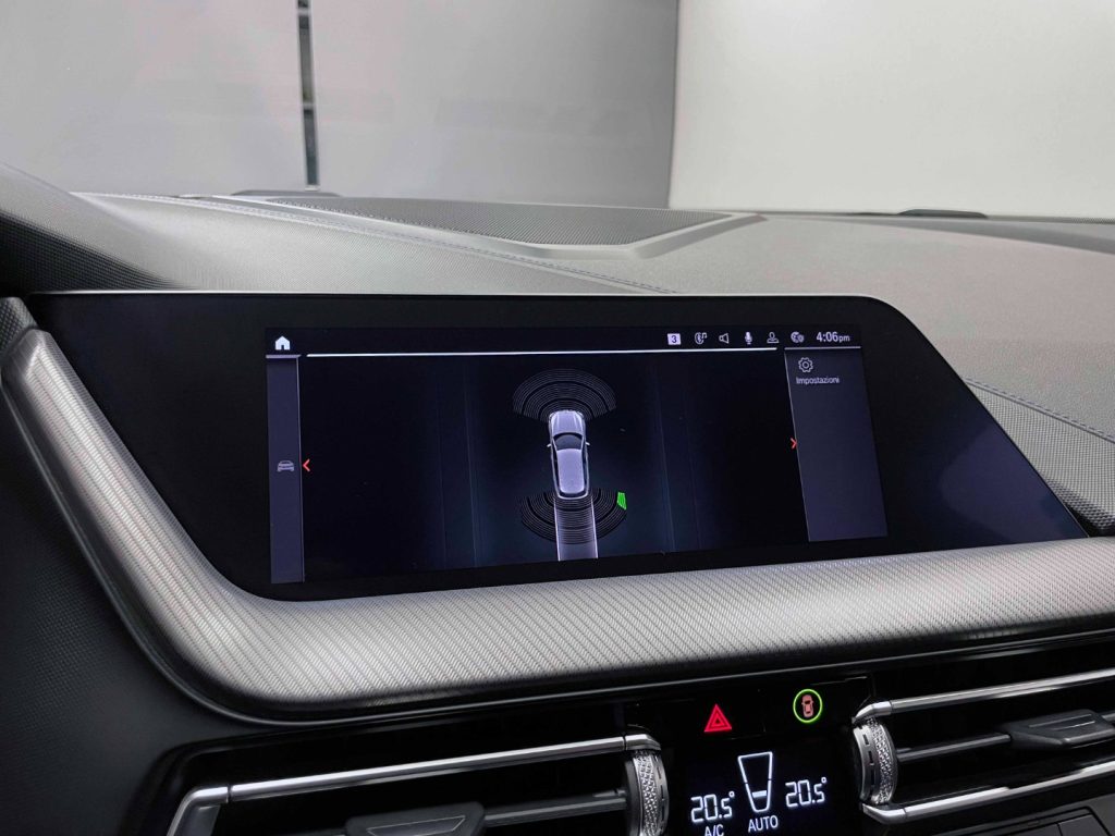 BMW 118 D M-SPORT AUTO - IVA DEDUCIBILE - 26