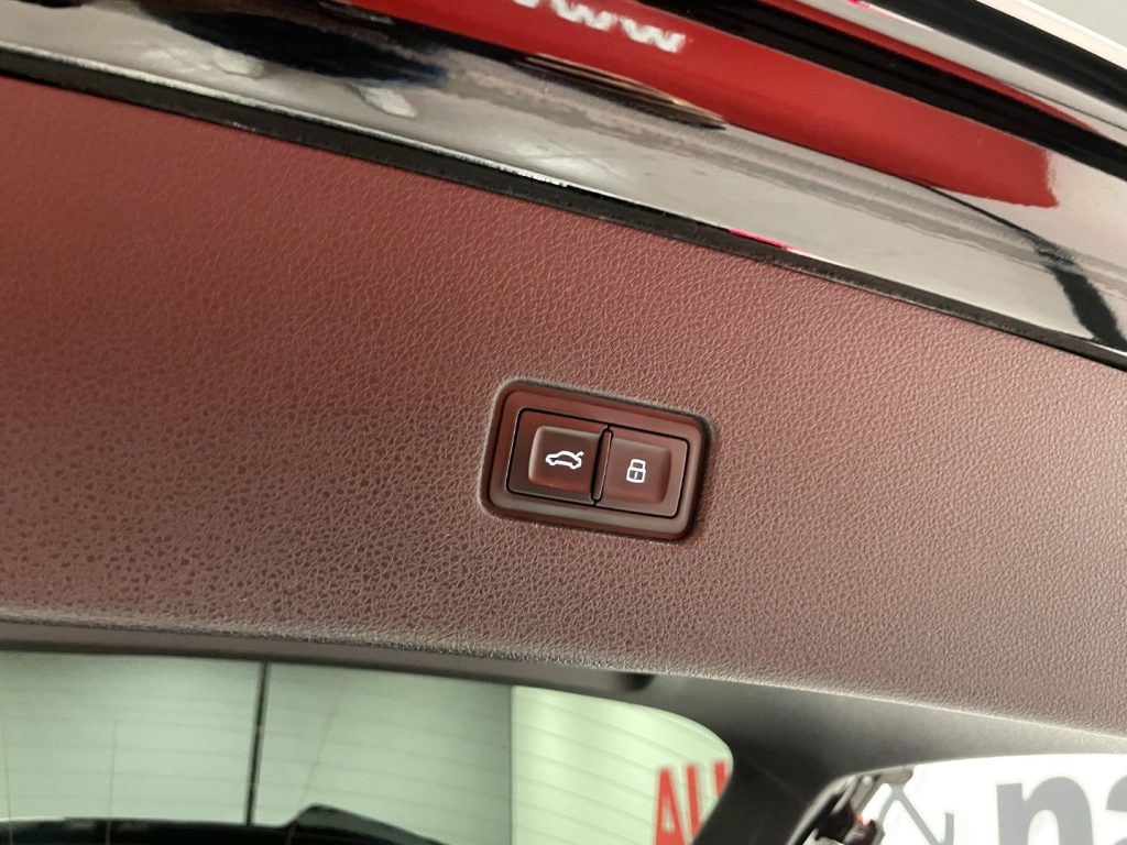 AUDI Q8 50 3.0 TDI MHEV S-LINE QUATTRO TIPTRONIC - 64