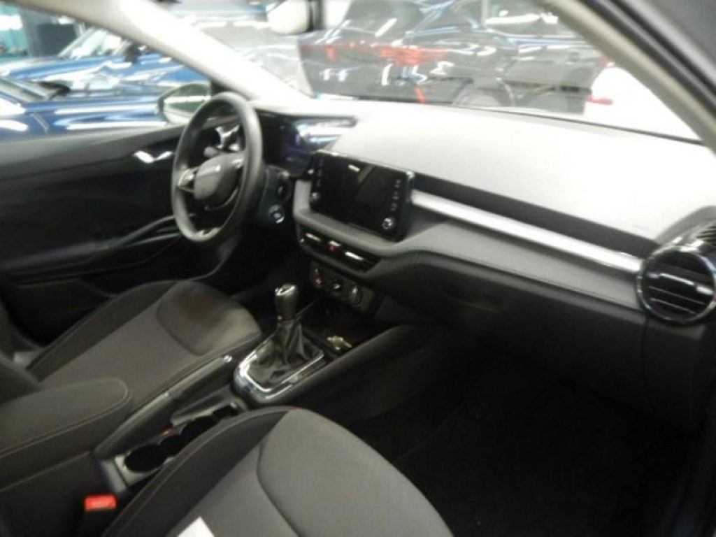 SKODA Fabia 1.0 MPI 80 CV 130 Edition - 5