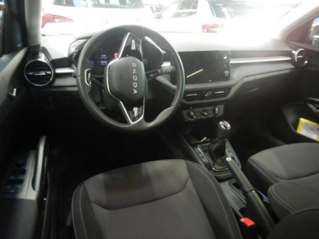 SKODA Fabia 1.0 MPI 80 CV 130 Edition - 10