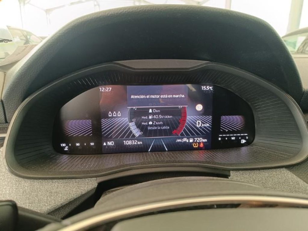 SKODA Kamiq 1.0 TSI 115 CV Black Dots - 11