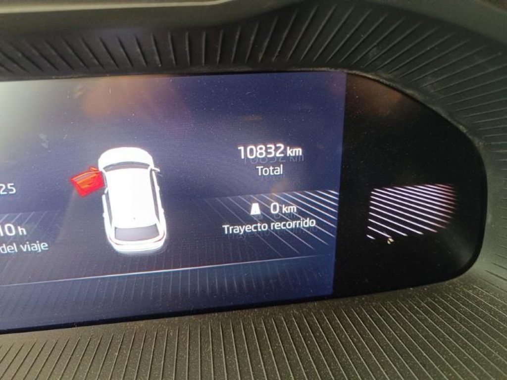 SKODA Kamiq 1.0 TSI 115 CV Black Dots - 12