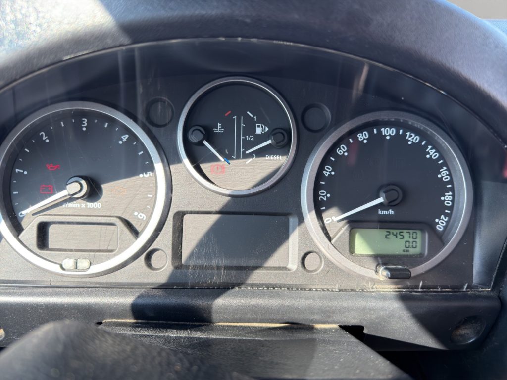 LAND ROVER Defender 2.2 TD4 110 PICK-UP - 11