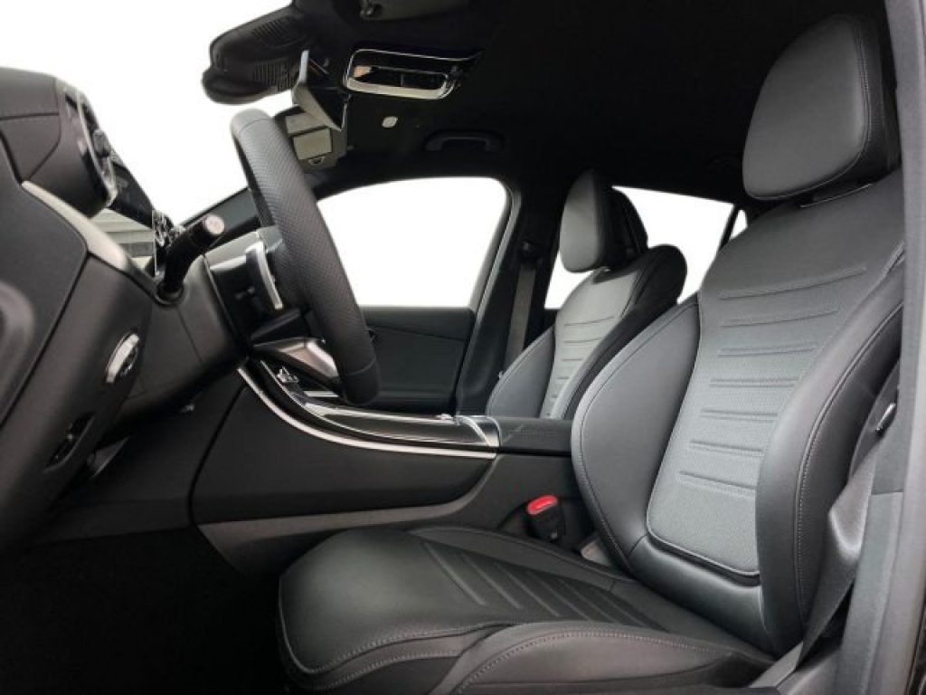 MERCEDES-BENZ GLC 300 de 4Matic Plug-in hybrid Coupé AMG Line Advanced - 10
