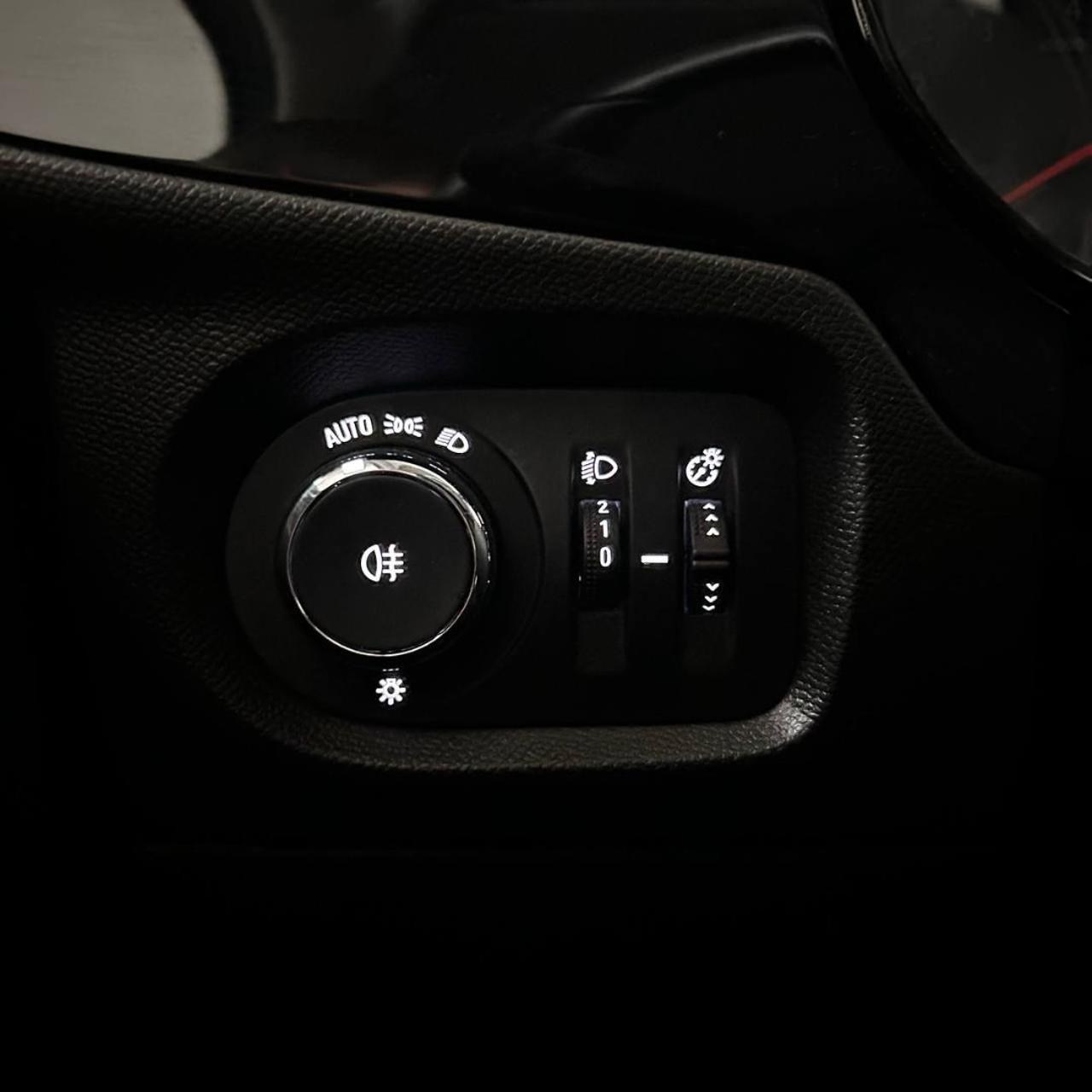 OPEL Corsa 1.2 75 CV Elegance - 26