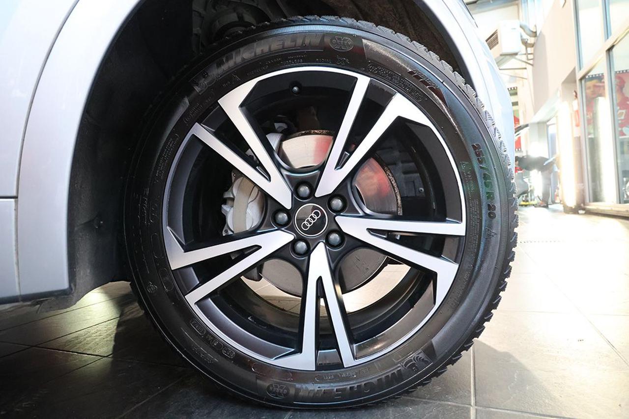 AUDI Q5 40 TDI Quattro S-Tronic S-Line Plus - 6