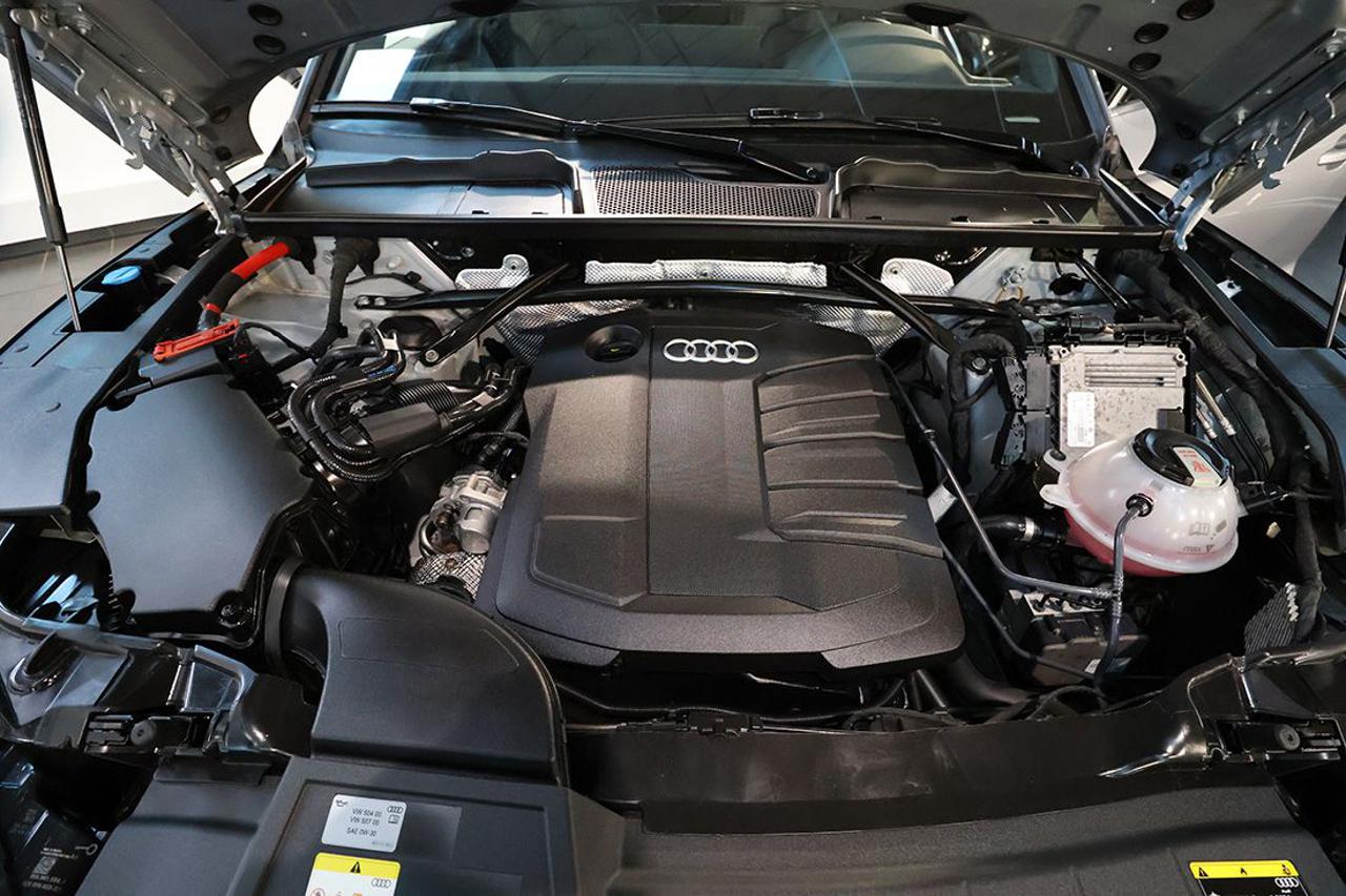 AUDI Q5 40 TDI Quattro S-Tronic S-Line Plus - 12