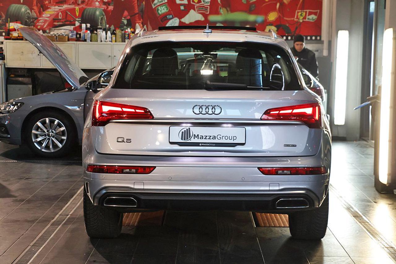 AUDI Q5 40 TDI Quattro S-Tronic S-Line Plus - 4