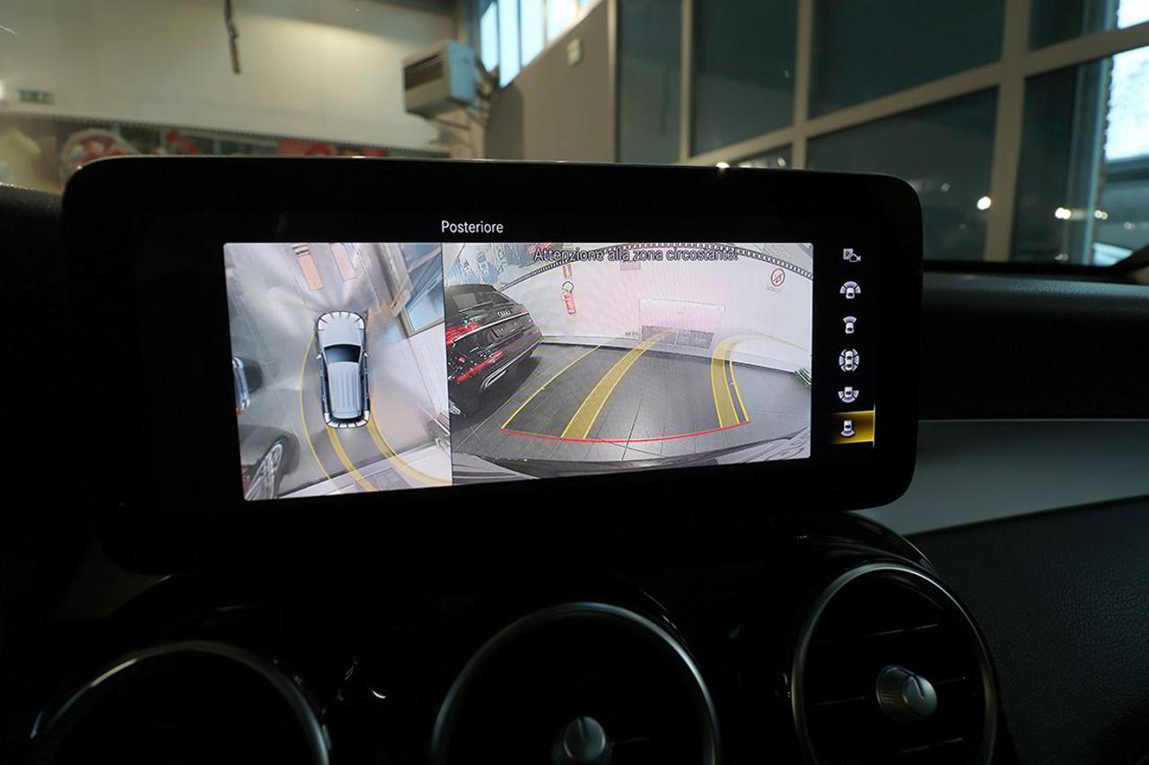 MERCEDES-BENZ GLC 200 d 4Matic Sport - 29