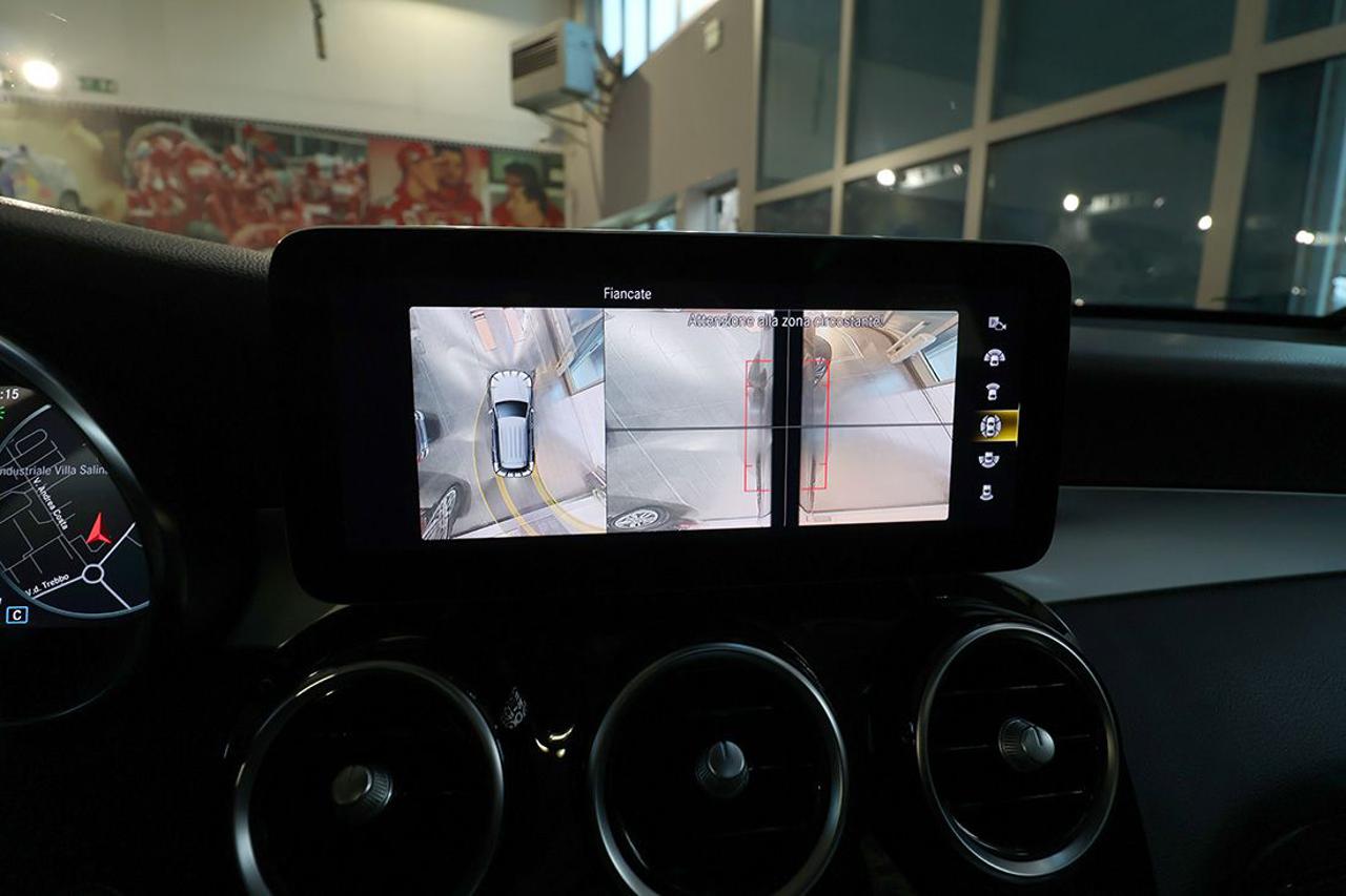 MERCEDES-BENZ GLC 200 d 4Matic Sport - 31